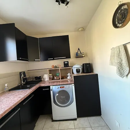 Lescale Zen De דירה