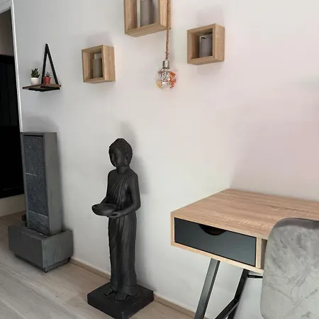 Lescale Zen De דירה